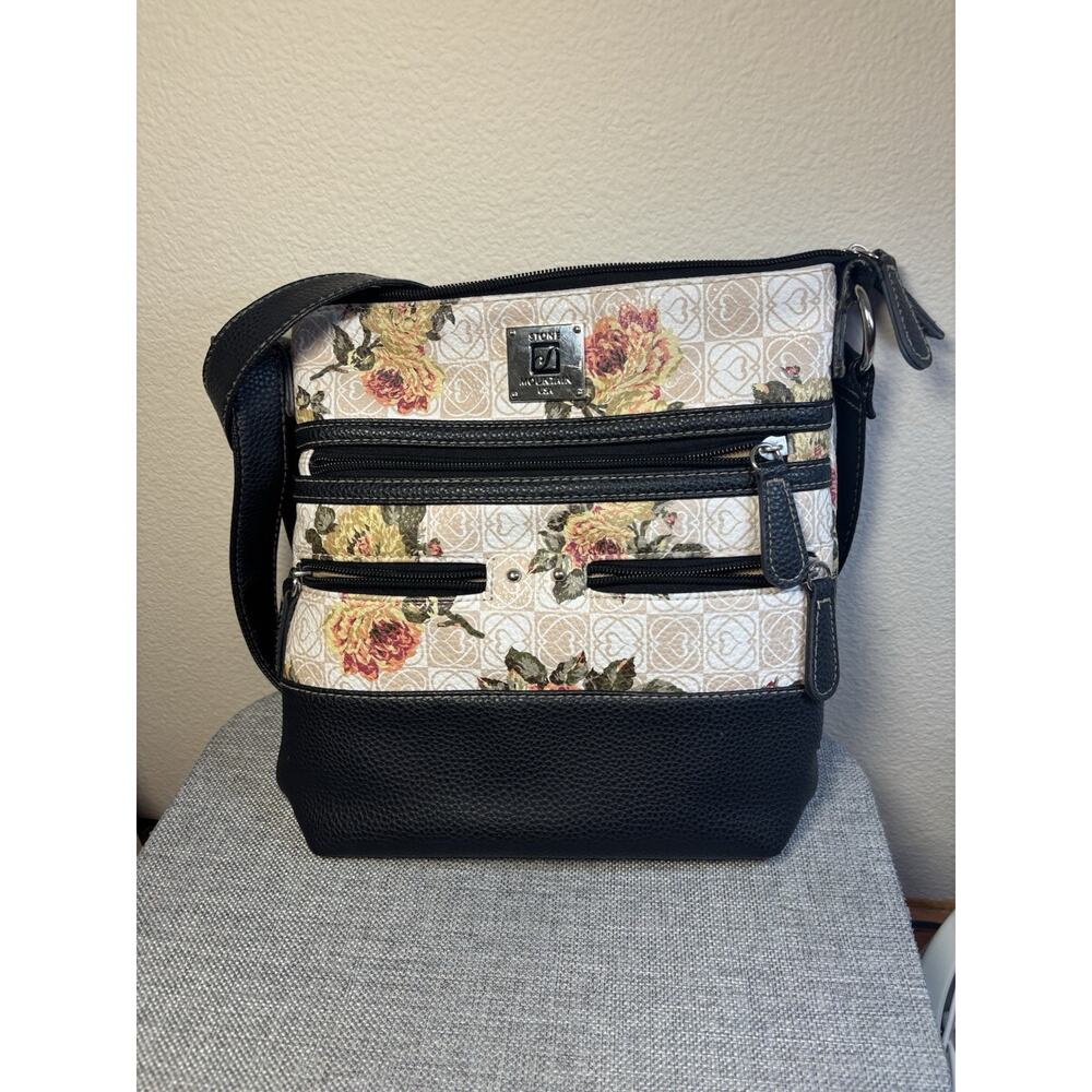 Stone Mountain Hearts Desire Black/Beige Leather Shoulder Crossbody Bag Tote
